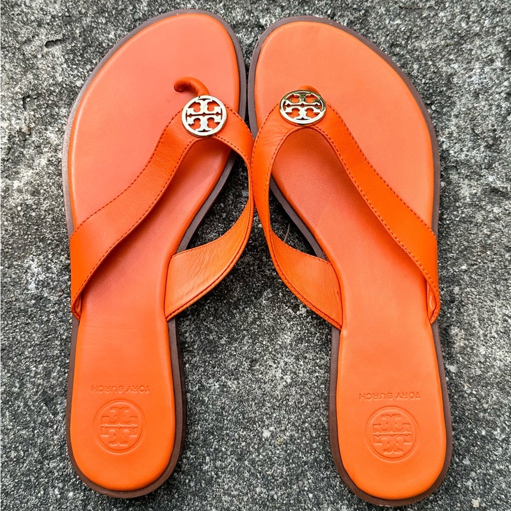 Tory Burch Womens Benton Leather Thong Flat Sandals
